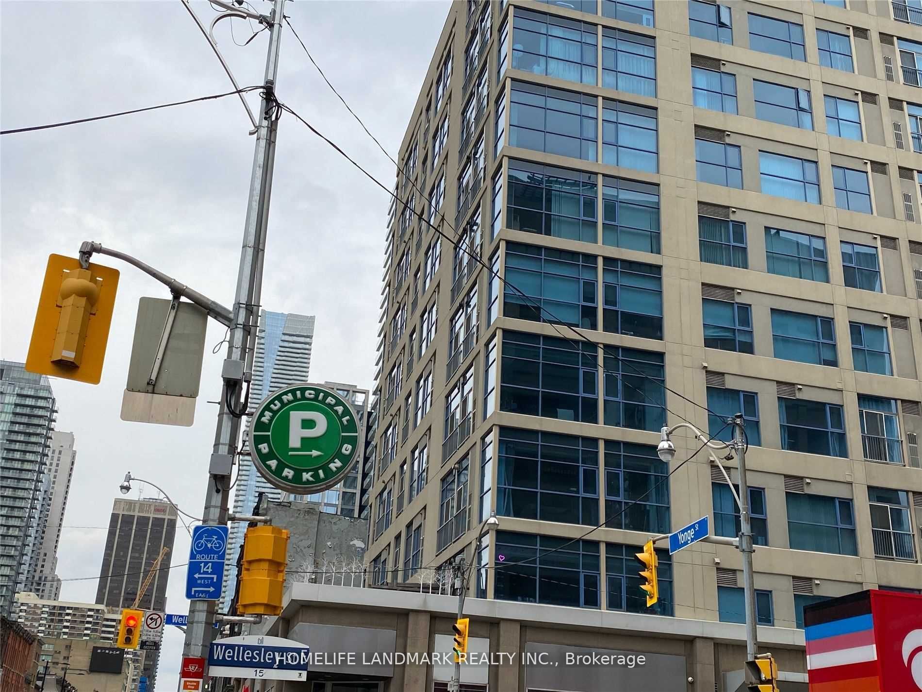 555 Yonge Street 407