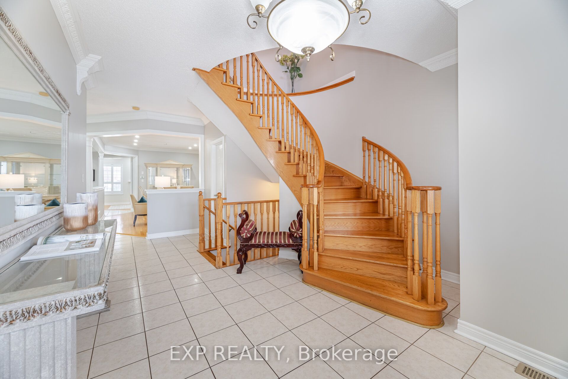 6611 Spinnaker Circle