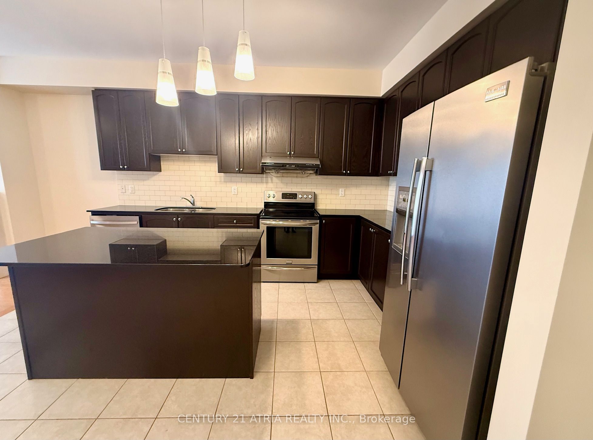 10491 Woodbine Avenue