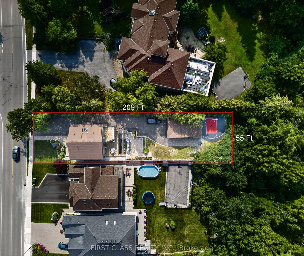 Photo of 302 Brookside Road, Richmond Hill, ON L4C 0K8 (MLS # N13669596)