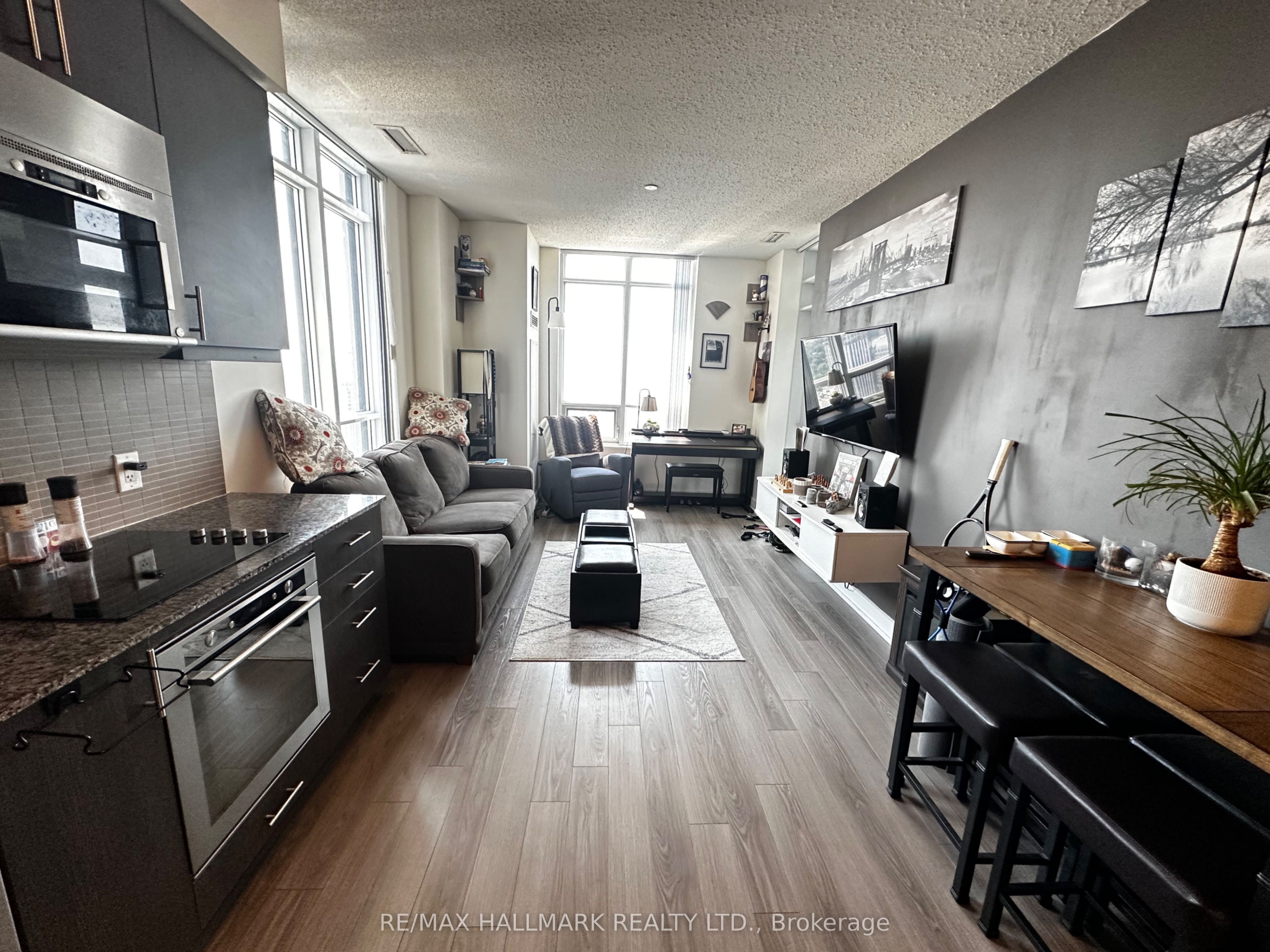 2 Eva Road PH27