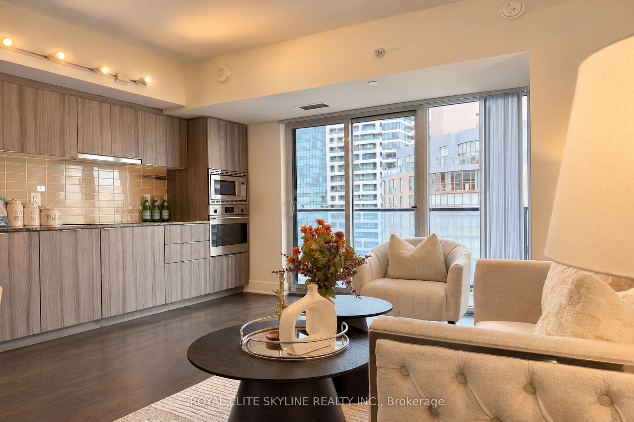 955 Bay Street 2401