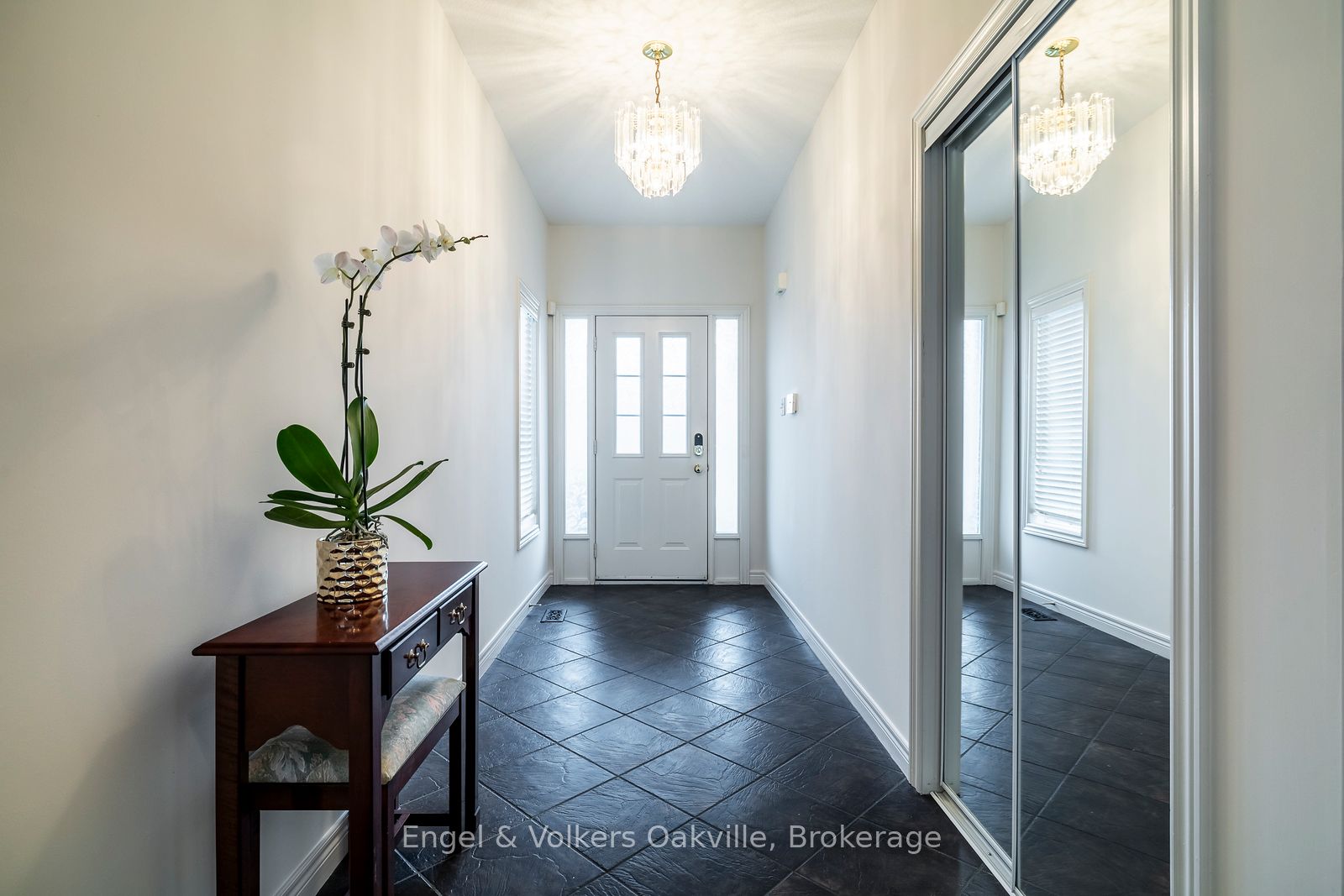 2169 Orchard Road S 17