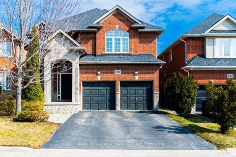 2202 Brookhaven Crescent Oakville ON L6M 5B8