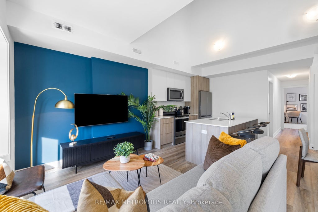 Photo of 447 - 449 Lansdowne Avenue, Toronto, ON M6H 3Y2 (MLS # C13775080)