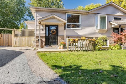 Photo of 8 Fairbairn Court, Clarington, ON L1C 4K9 (MLS # E12480400)