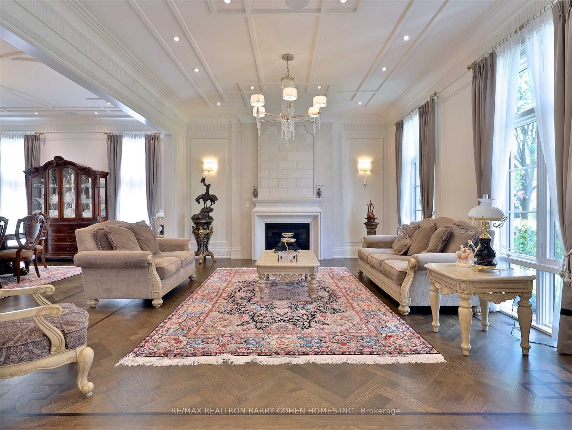 39 Arjay Crescent