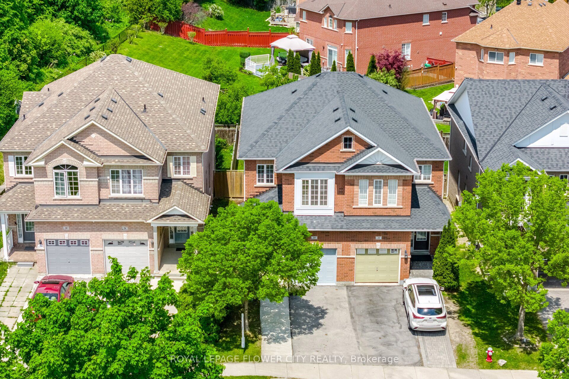 24 Martree Crescent