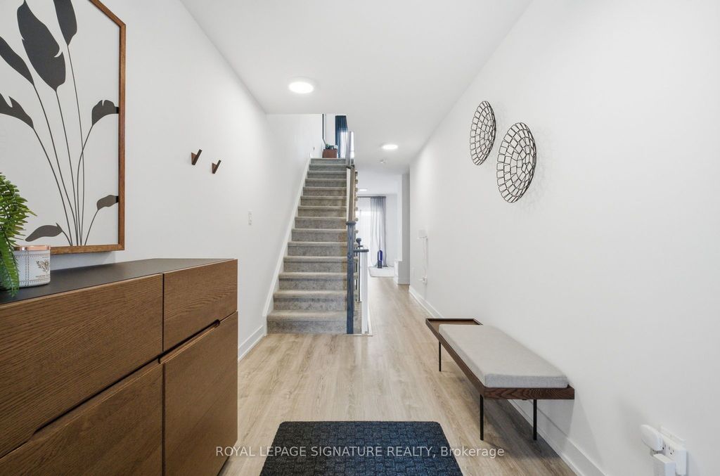 Photo of 82 Covington Crescent, Whitchurch-Stouffville, ON L4A 4W8 (MLS # N12751436)