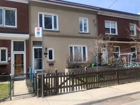 250 Boon Avenue Toronto ON M6E 3Z8