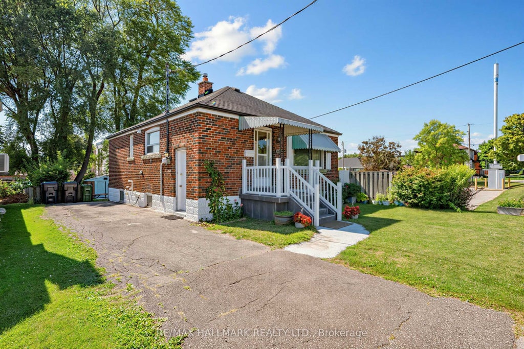 Photo of 1216 Victoria Park Avenue, Toronto, ON M4B 2K7 (MLS # E13644222)