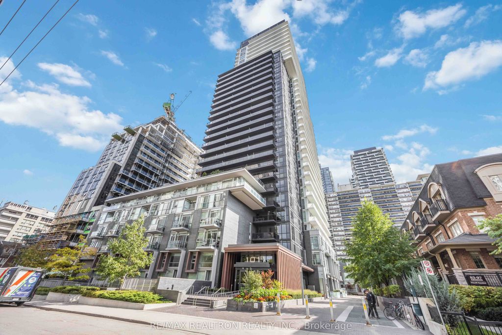 Photo of 101 Erskine Avenue #1312, Toronto, ON M4P 1Y5 (MLS # C12454841)
