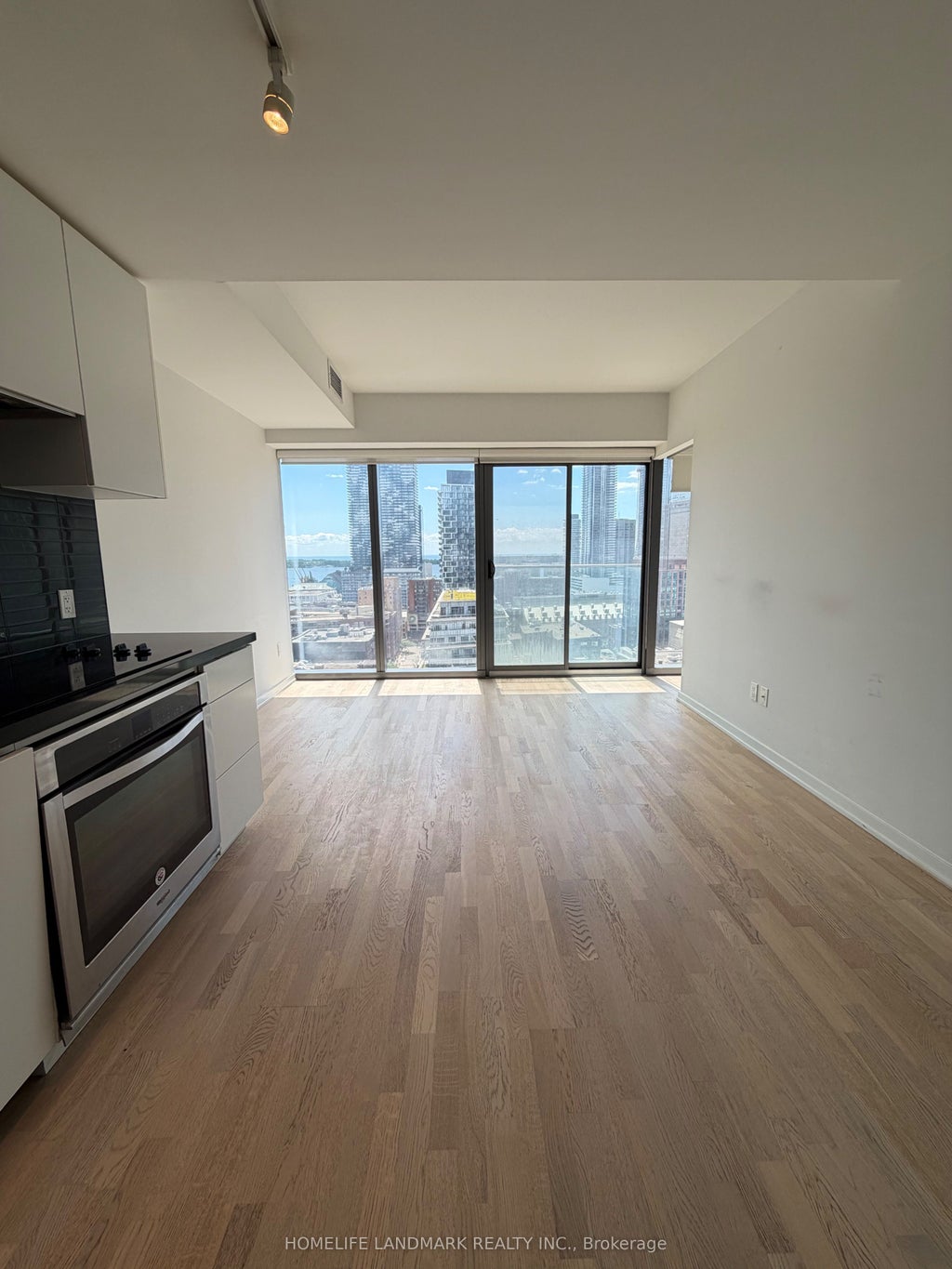 Photo of 60 Colborne Street #1703, Toronto, ON M5E 0B7 (MLS # C13709982)