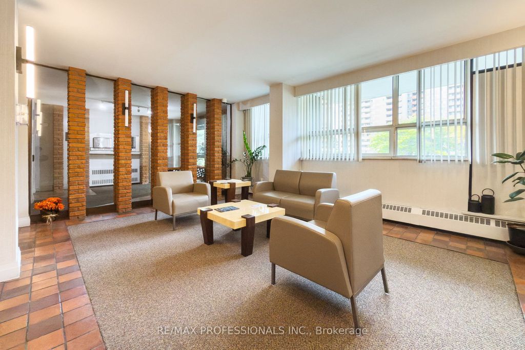 Photo of 151 La Rose Avenue #907, Toronto, ON M9P 1B3 (MLS # W12498946)