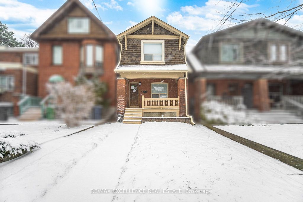 Photo of 7 Arundel Avenue, Toronto, ON M4K 3A1 (MLS # E13467736)