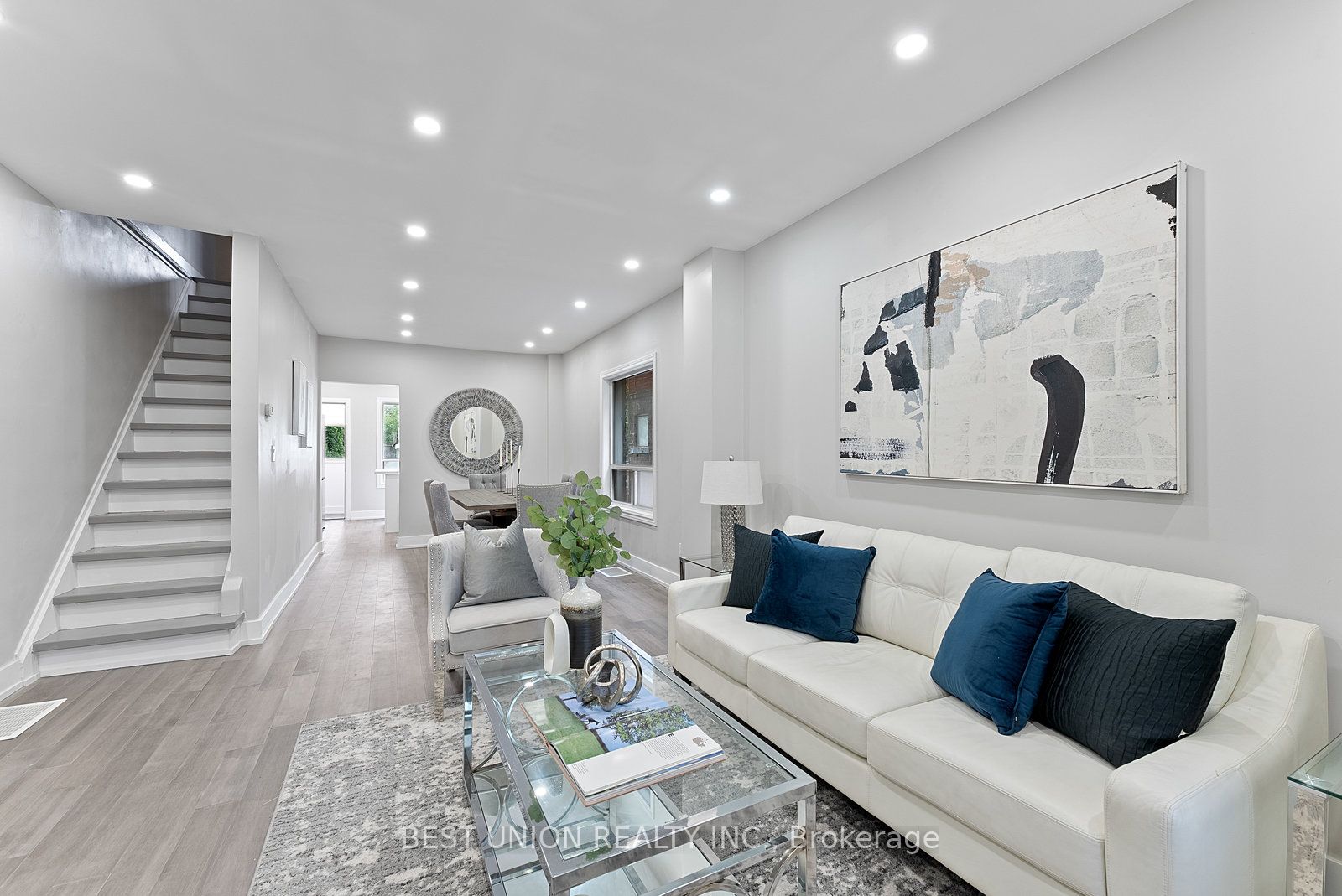 898 Greenwood Avenue