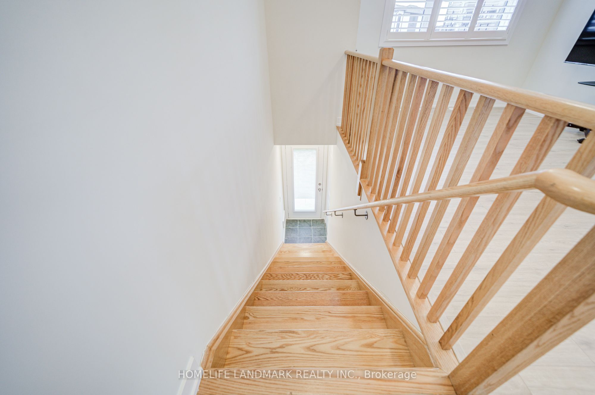 33 Golden Fern Street Coach House