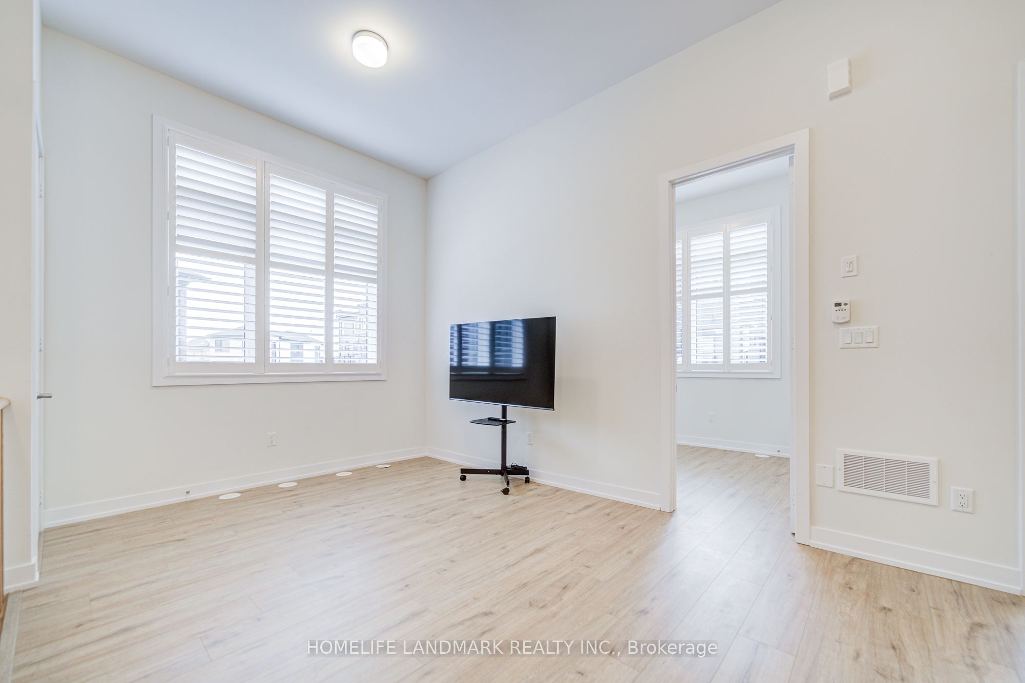 33 Golden Fern Street Coach House