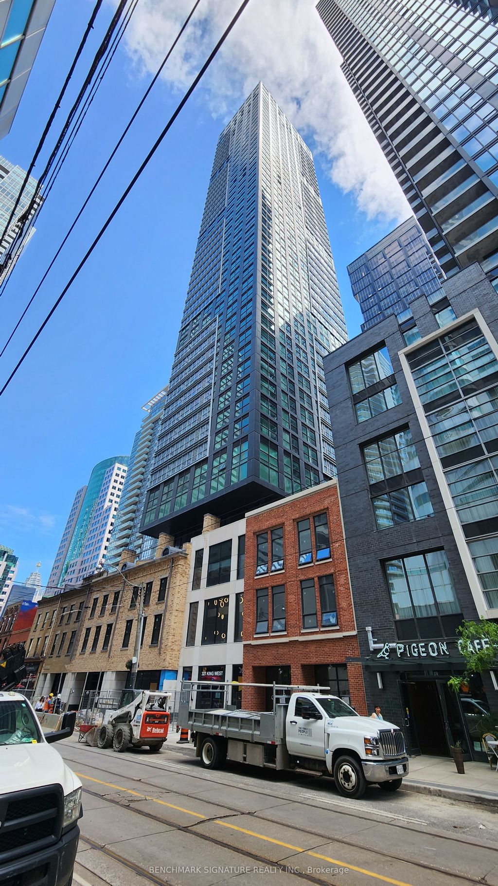Photo of 327 King Street W #1506, Toronto, ON M5V 0W7 (MLS # C13153250)