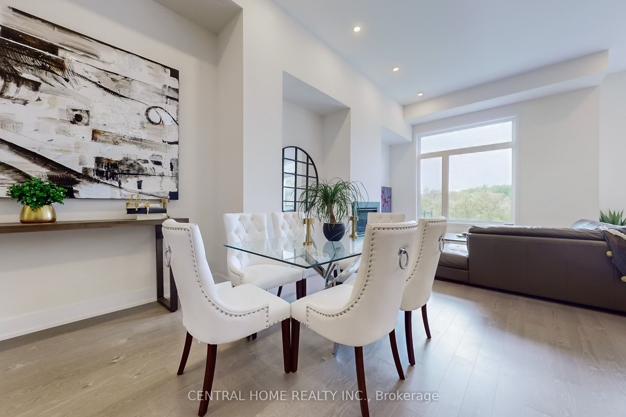 17 Knollview Lane