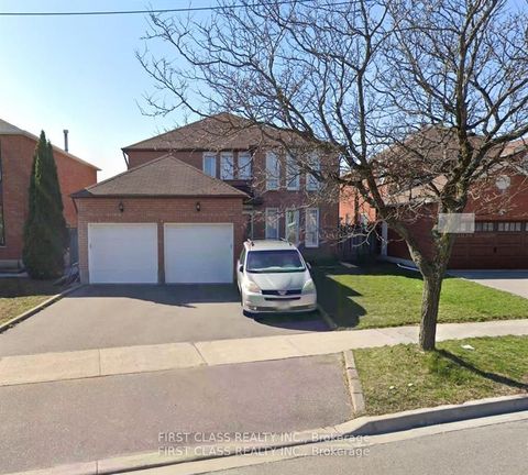 11 Coleraine Avenue Markham ON L3S 2L9
