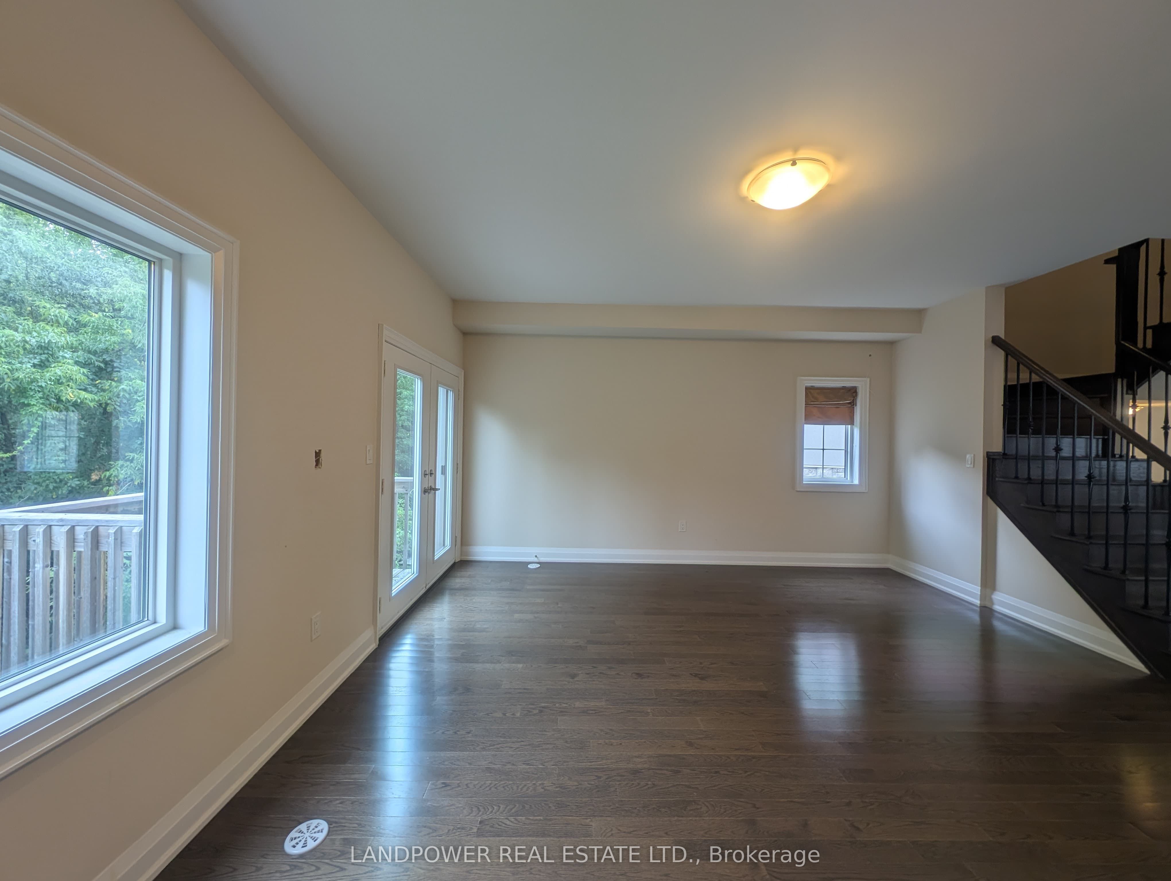 28 Plowman Lane