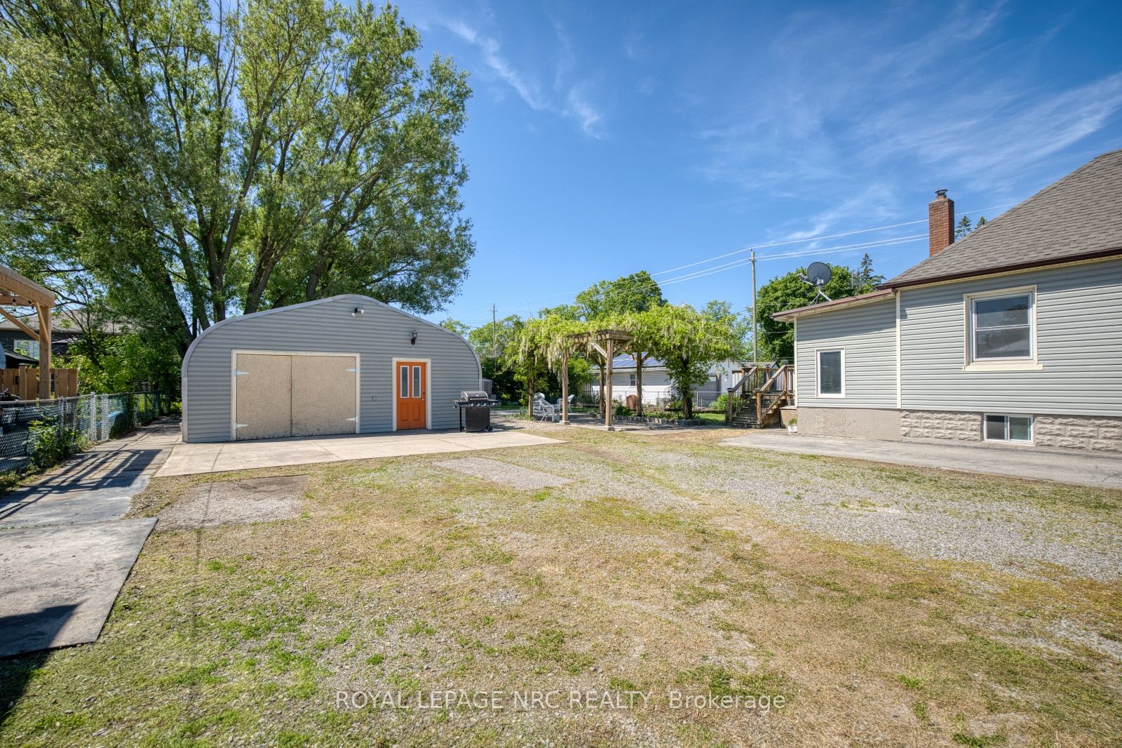 17 HURON Street