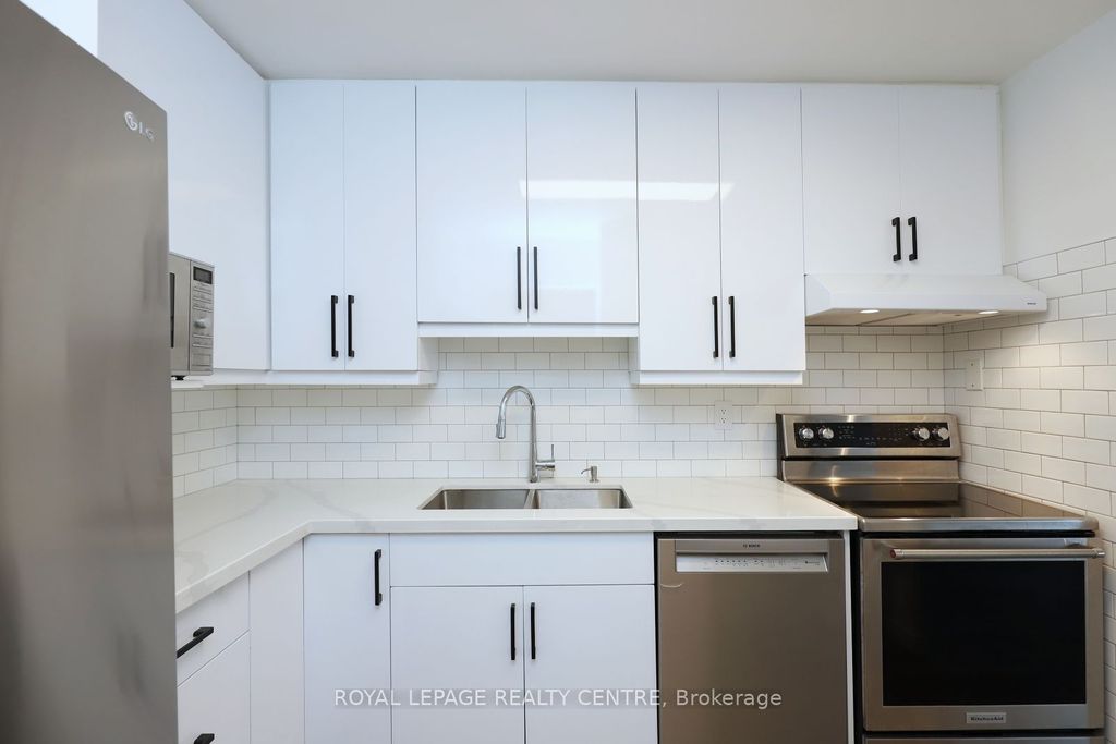 Photo of 551 The West Mall N/A #605, Toronto, ON M9C 1G7 (MLS # W12422121)