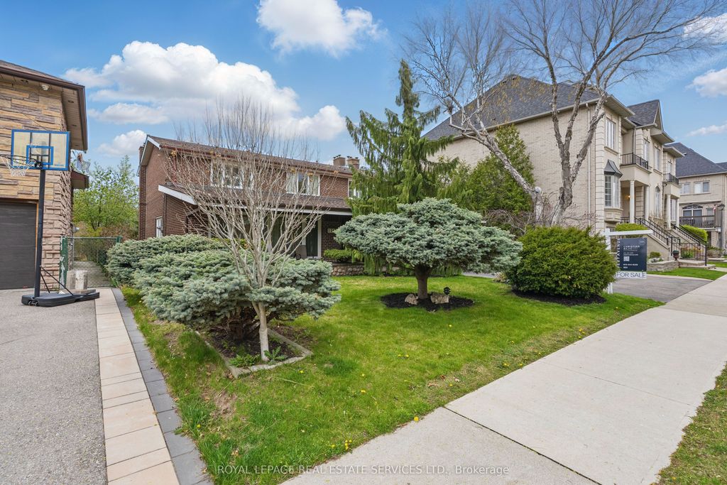 Photo of 116 Clement Road, Toronto, ON M9R 1Z2 (MLS # W12327043)
