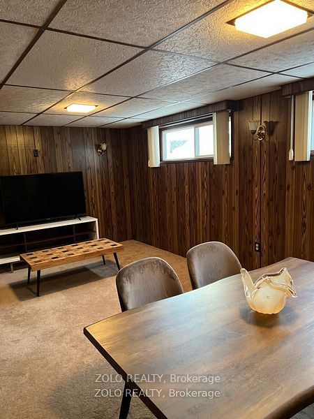 346 Wenlock Avenue Lower Level(basement)