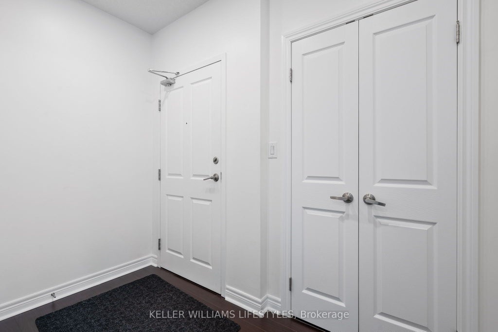 Photo of 1030 Coronation Drive #1004, London North, ON N6G 0G5 (MLS # X14100770)