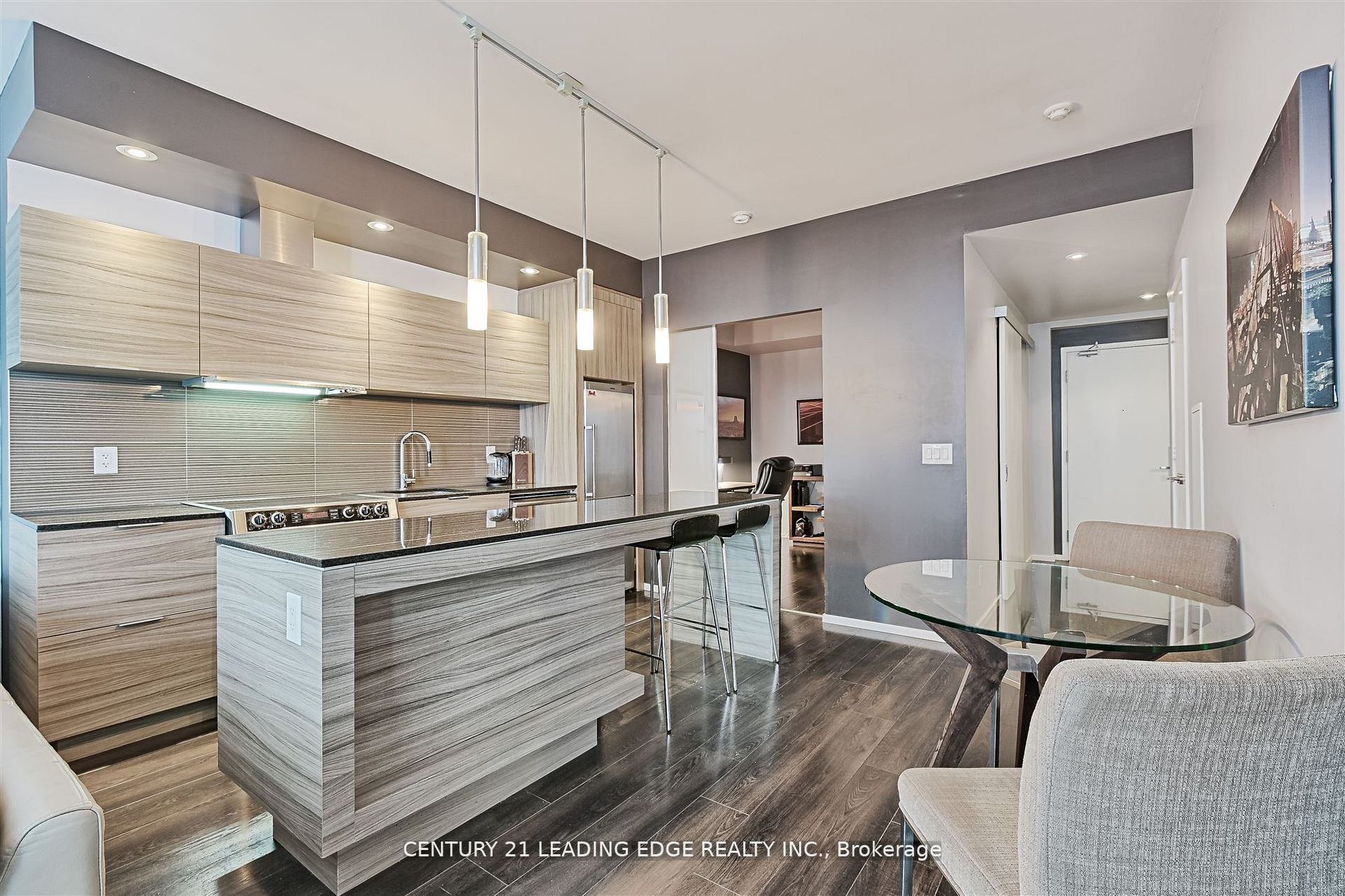 8 Charlotte Street 405