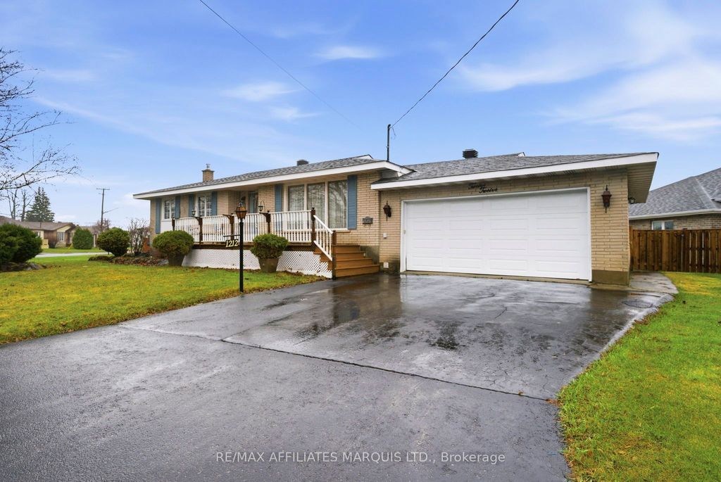 Photo of 1212 Brodeur Street, Cornwall, ON K6J 4Z2 (MLS # X13009714)