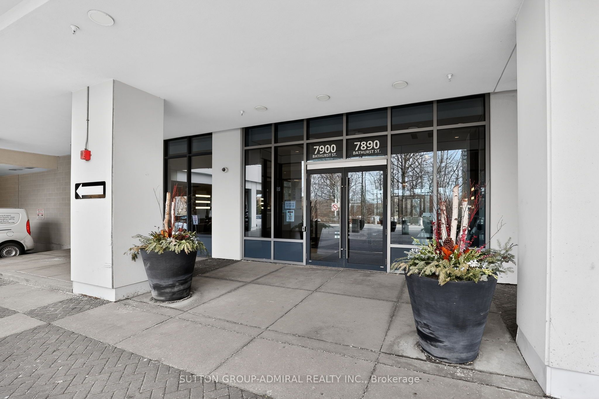 7900 Bathurst Street 316