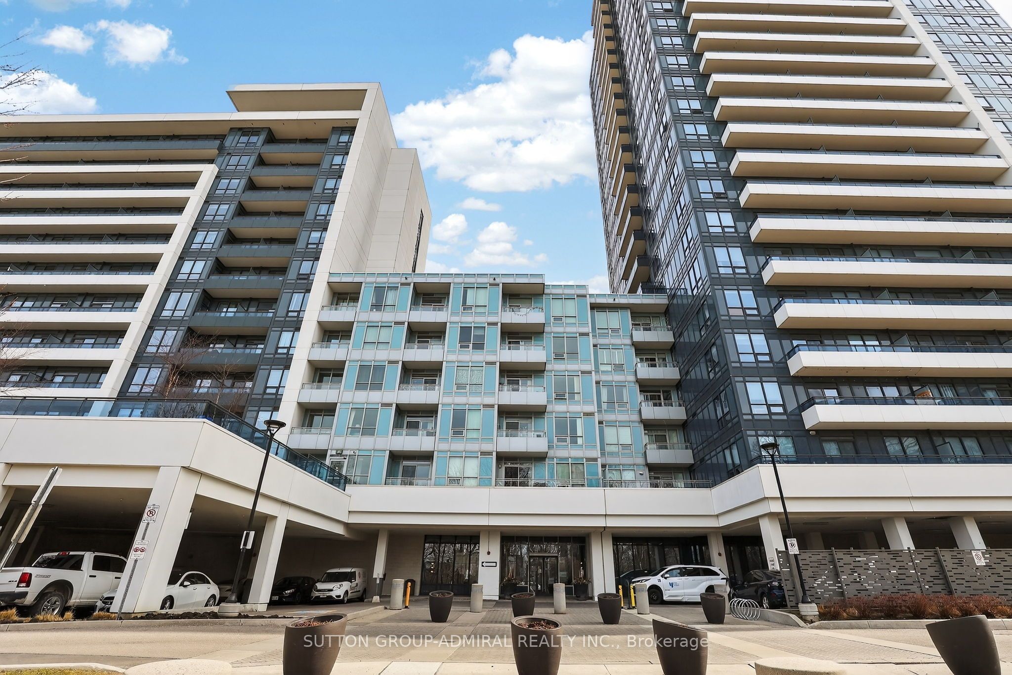 7900 Bathurst Street 316