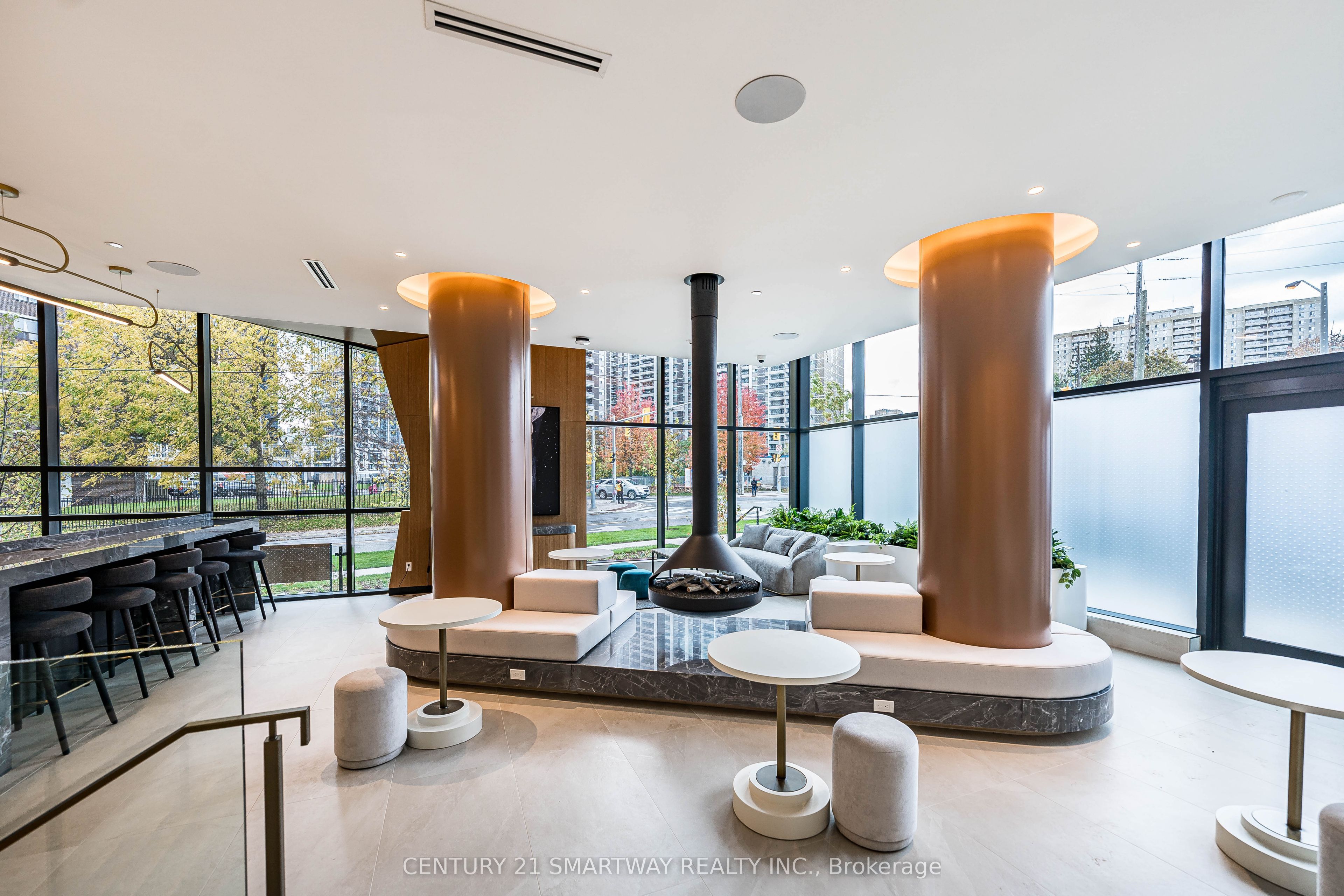 60 Central Park Roadway N/A 406