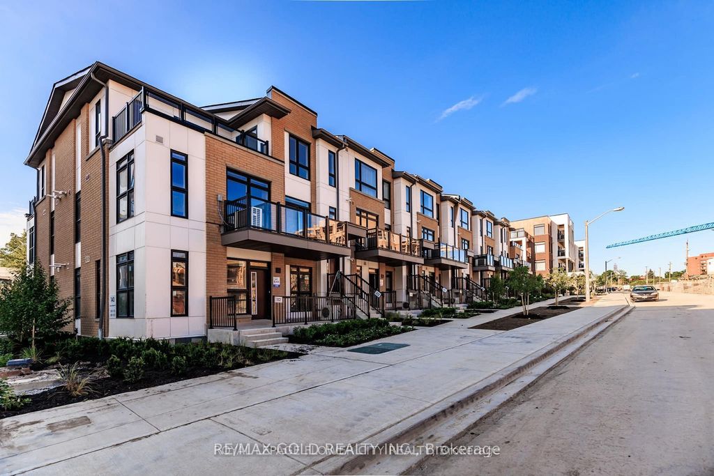 Photo of 140 Canon Jackson Drive #210, Toronto, ON M6M 0B9 (MLS # W13097424)