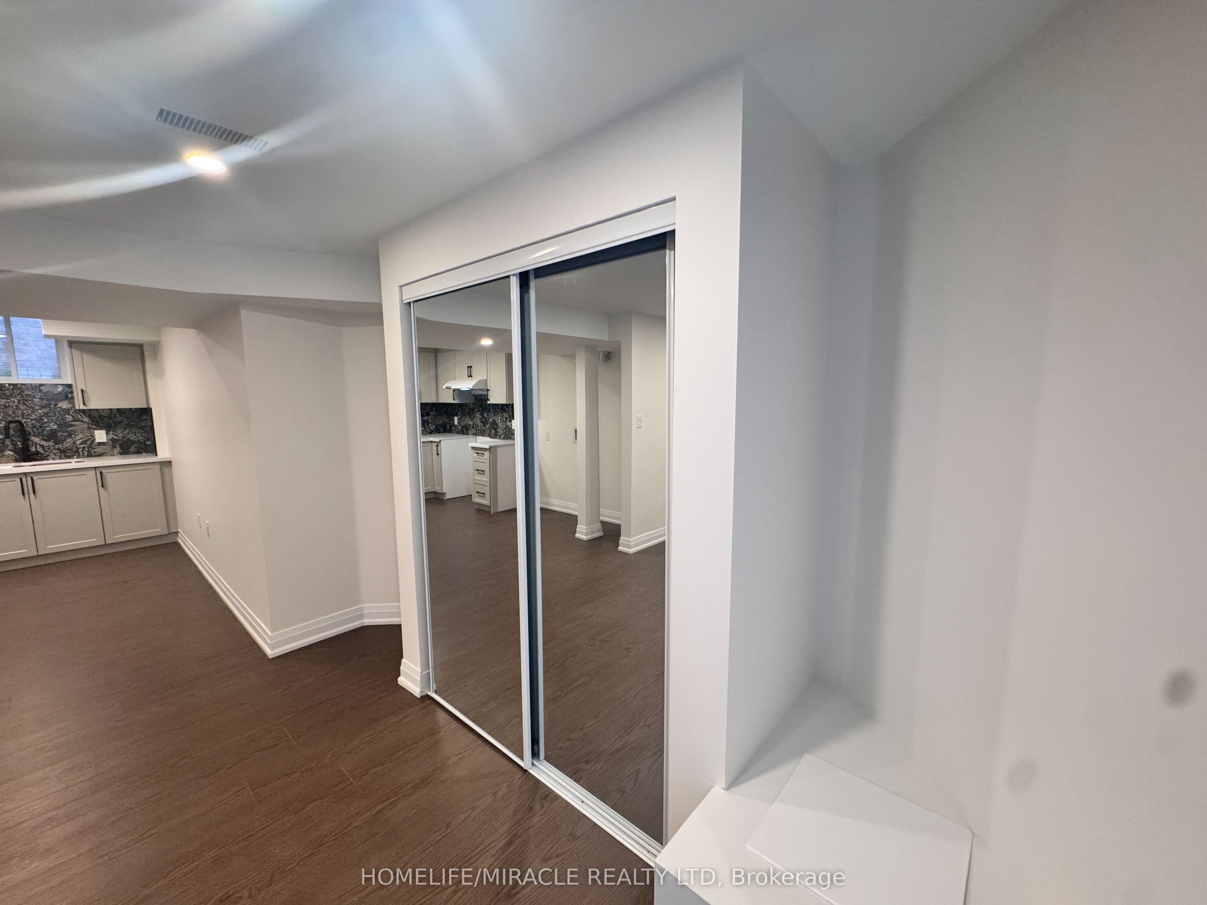 14 Berton Boulevard