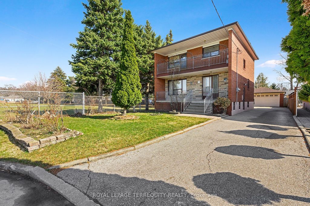 Photo of 141 Harding Avenue, Toronto, ON M6M 3A7 (MLS # W12800622)