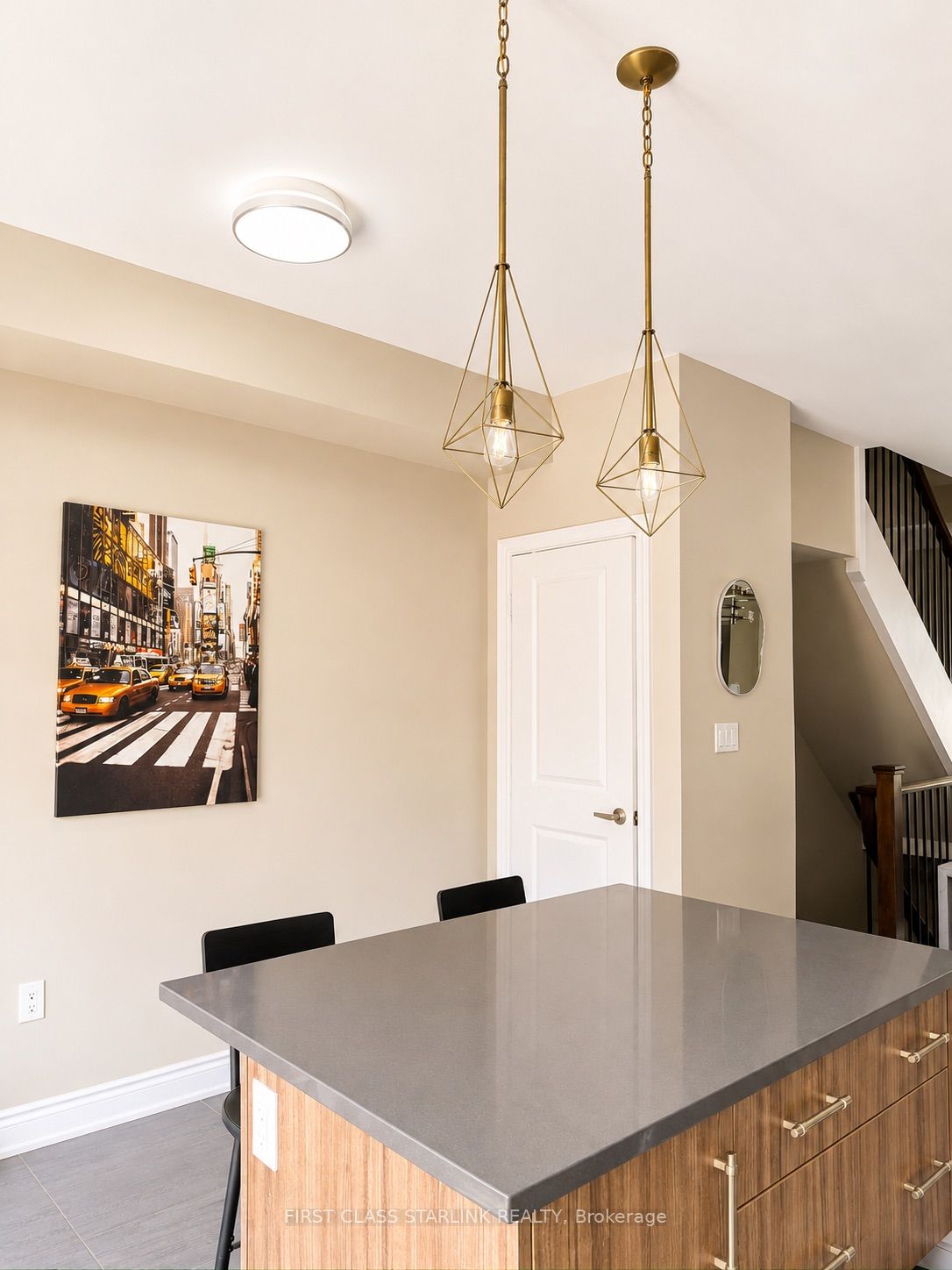 2058 Queensborough Gate 34