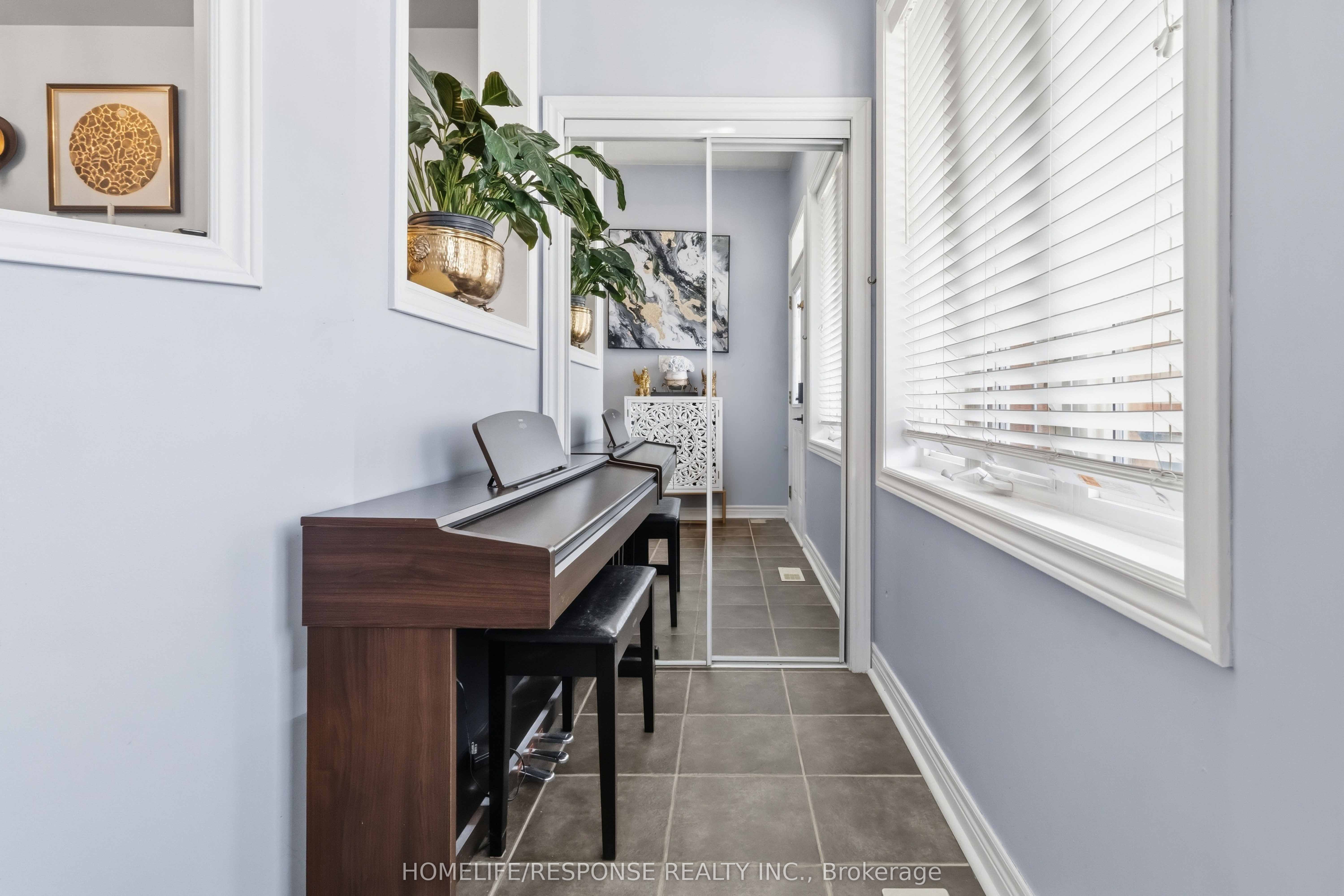 9 Aubergine Street