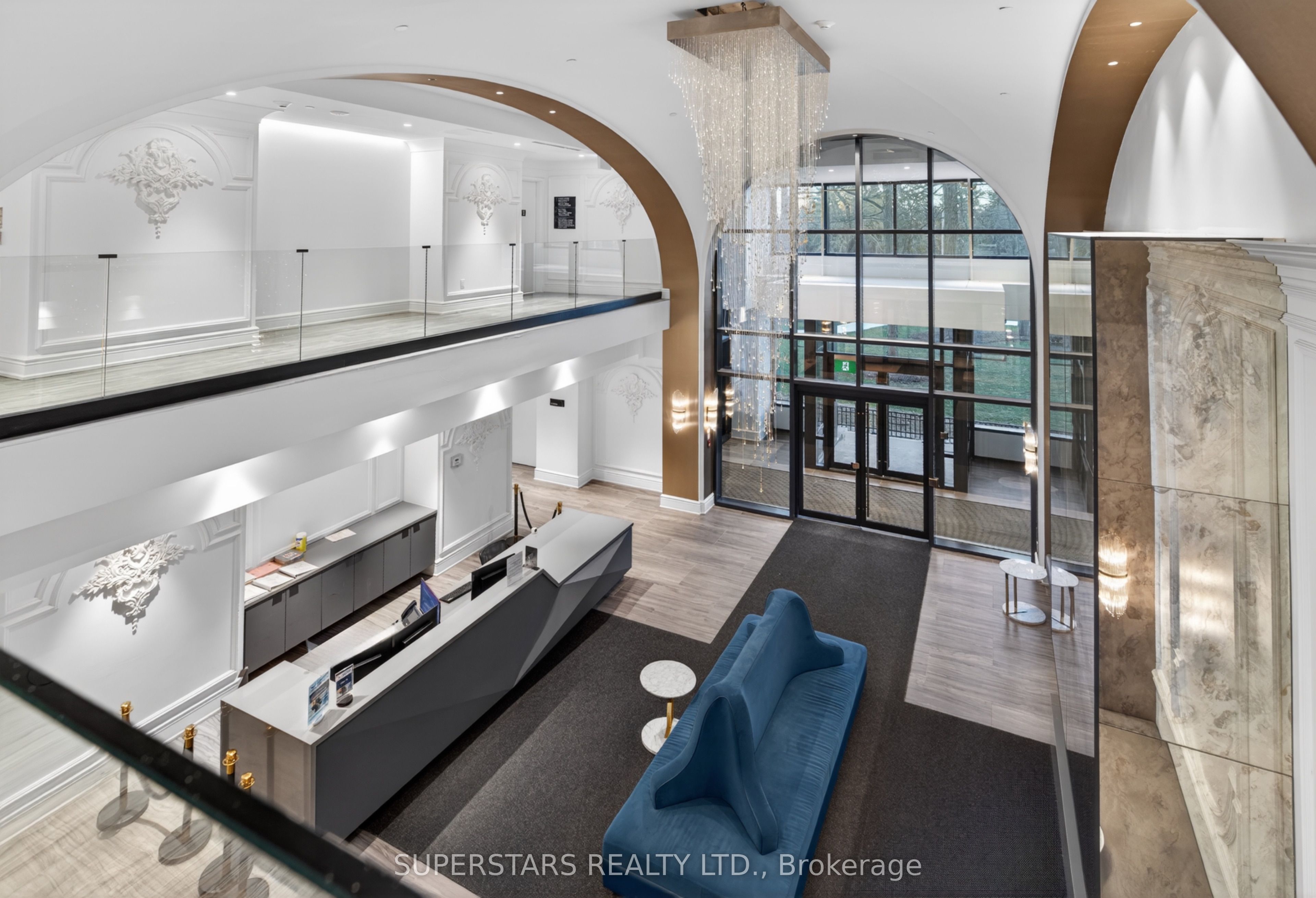 8 Cedarland Drive W118