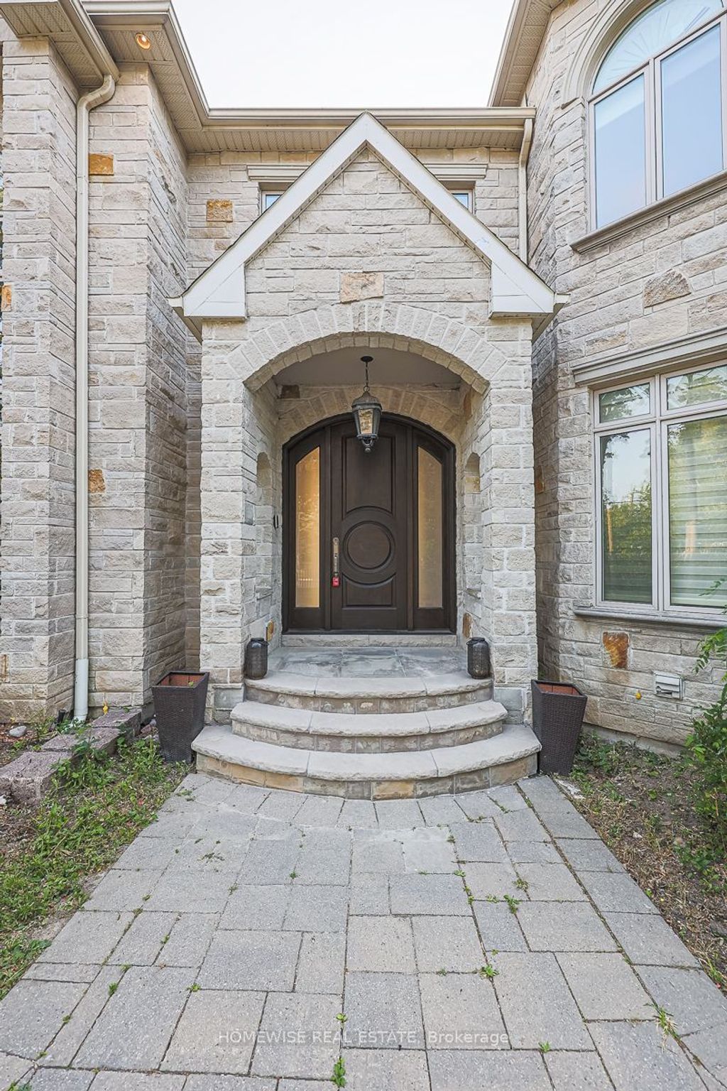 Photo of 2706 Bayview Avenue, Toronto, ON M2L 1B9 (MLS # C12484470)