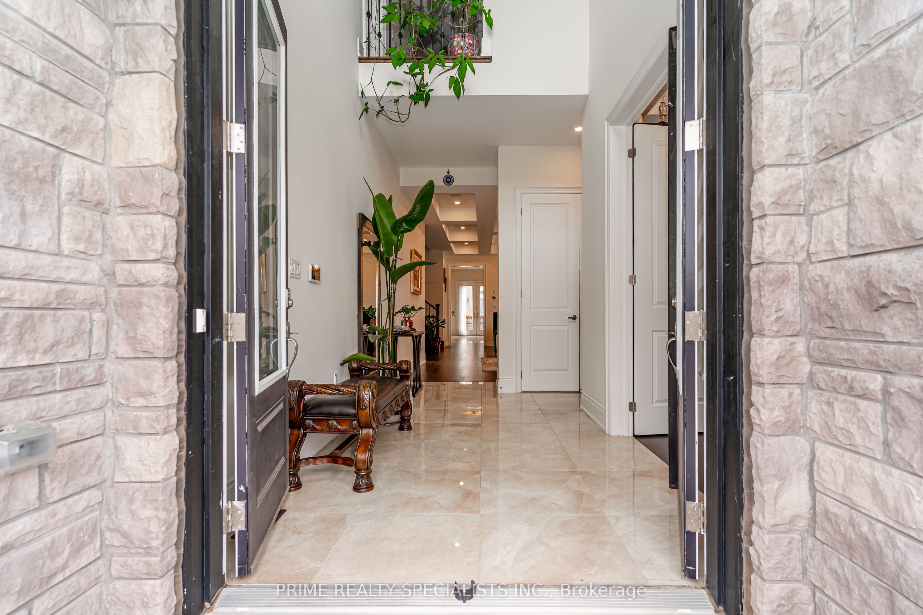 21 MIDMORNING Road