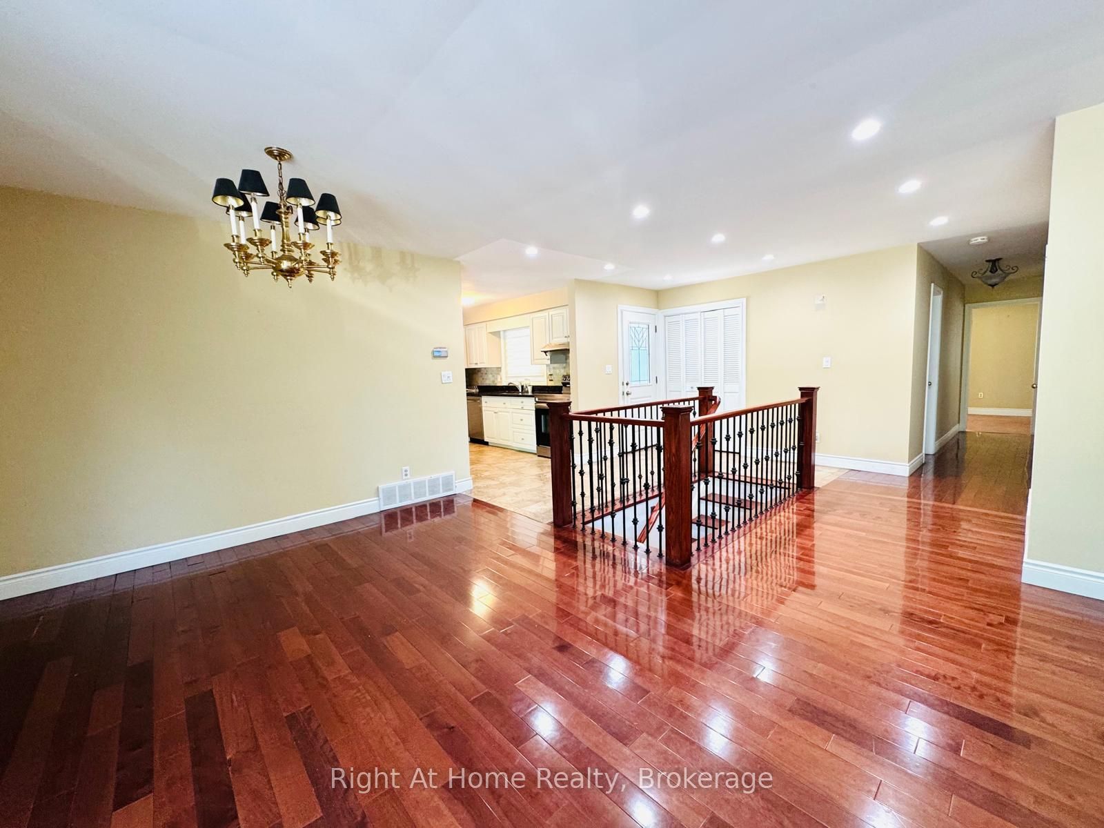4054 Apple Valley Lane