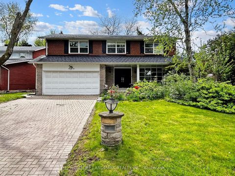 Photo of 714 Conacher Drive, Toronto, ON M2M 3N6 (MLS # C12515460)