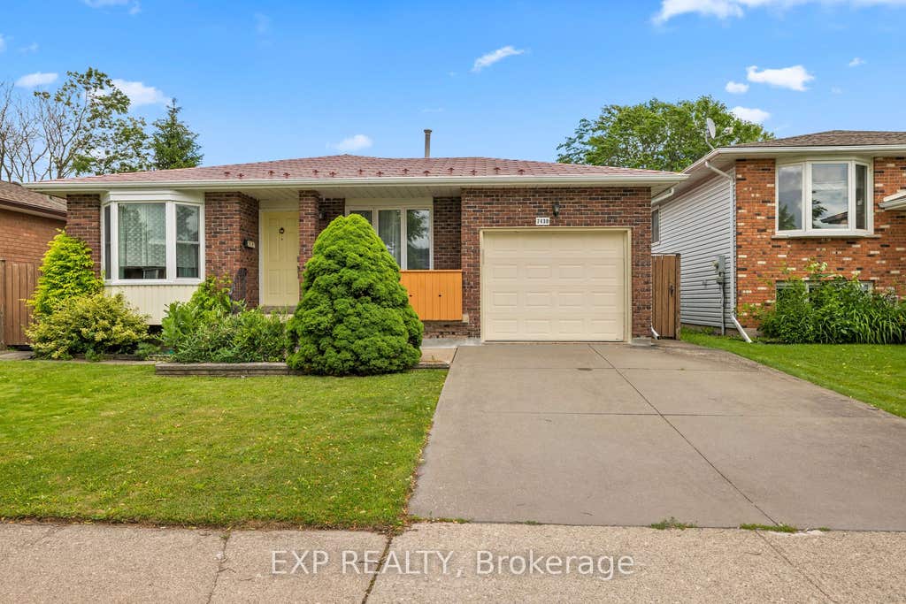 Photo of 7430 Alex Avenue, Niagara Falls, ON L2G 7V1 (MLS # X13470292)