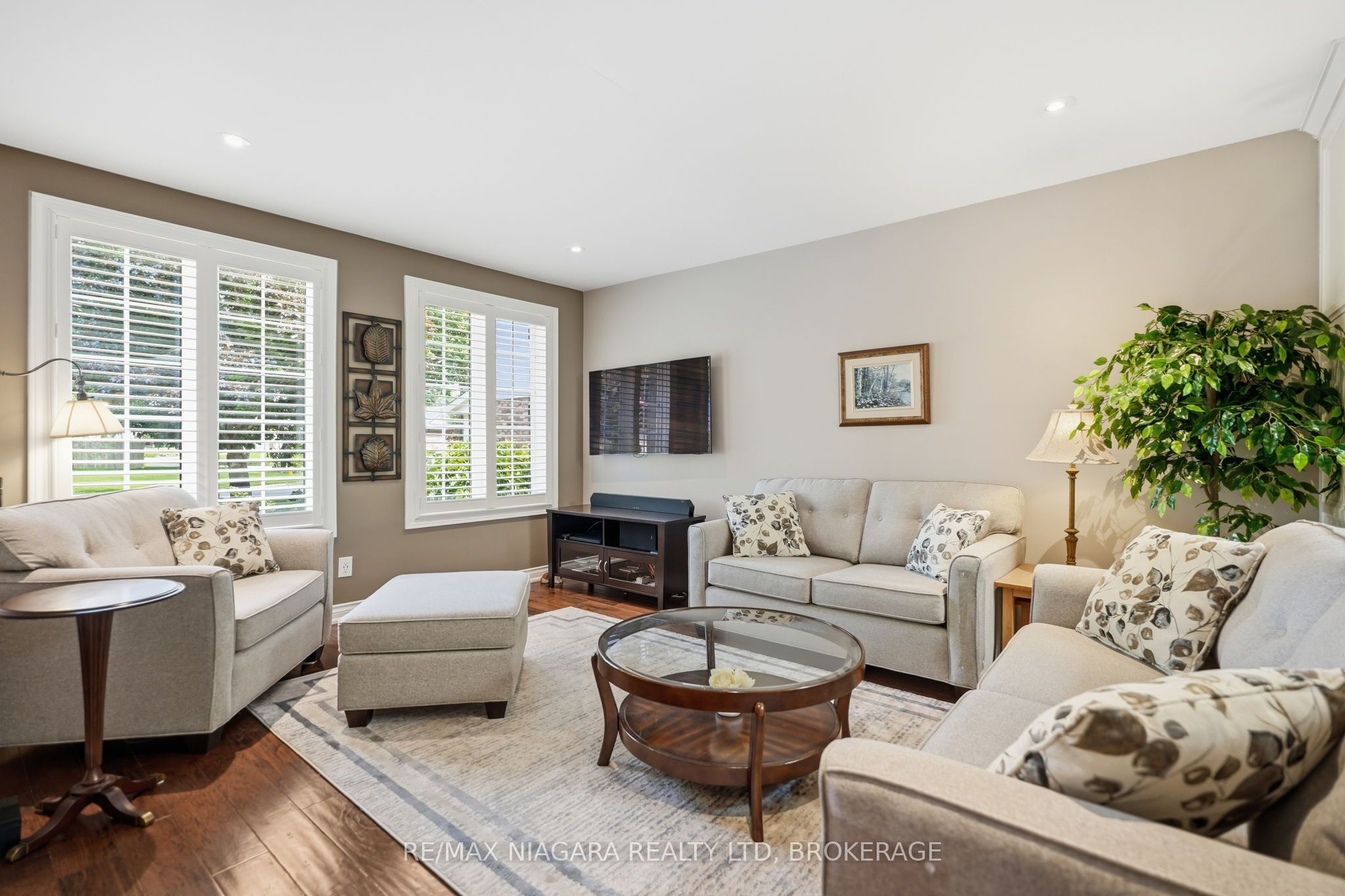 4 Vista Drive
