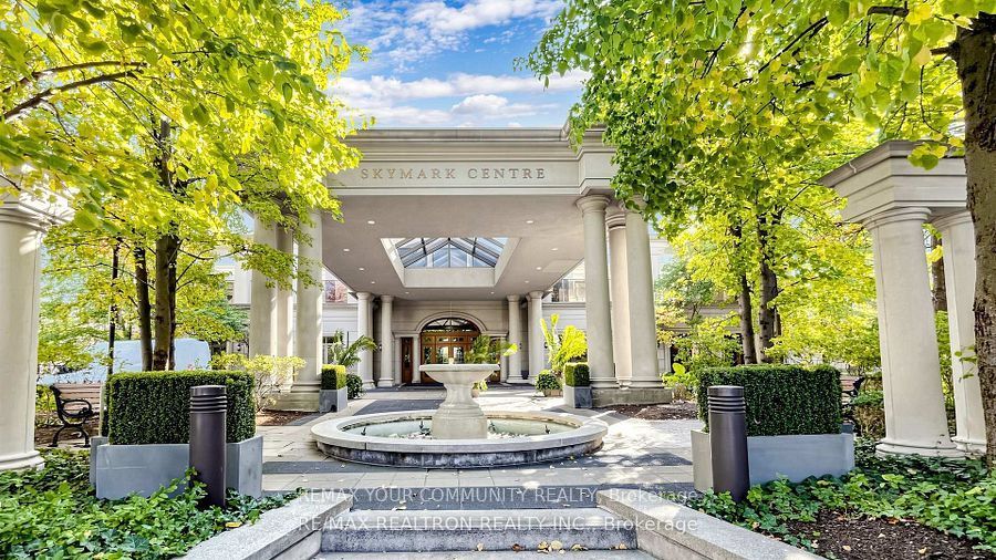 78 Harrison Garden Boulevard 103