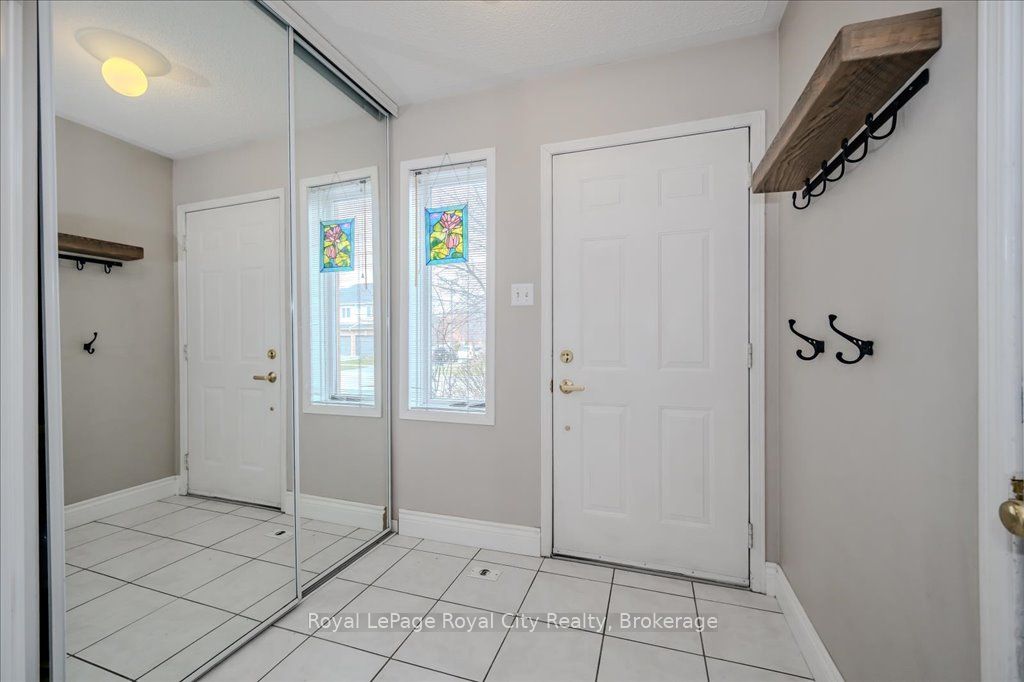816 Village Green Boulevard
